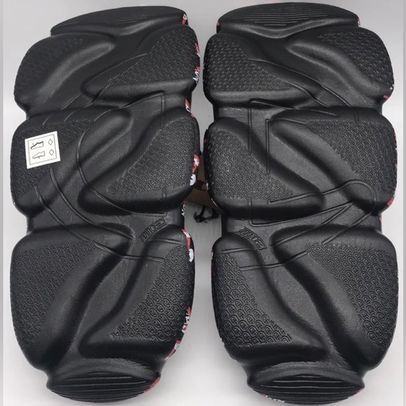 Champion Men’s Meloso Smiley Face Squish Slide Sandals - Size 12 - Picture 6 of 7